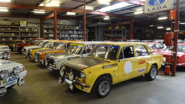 В Бельгии продают коллекцию советских машин. Во сколько оценили классику?